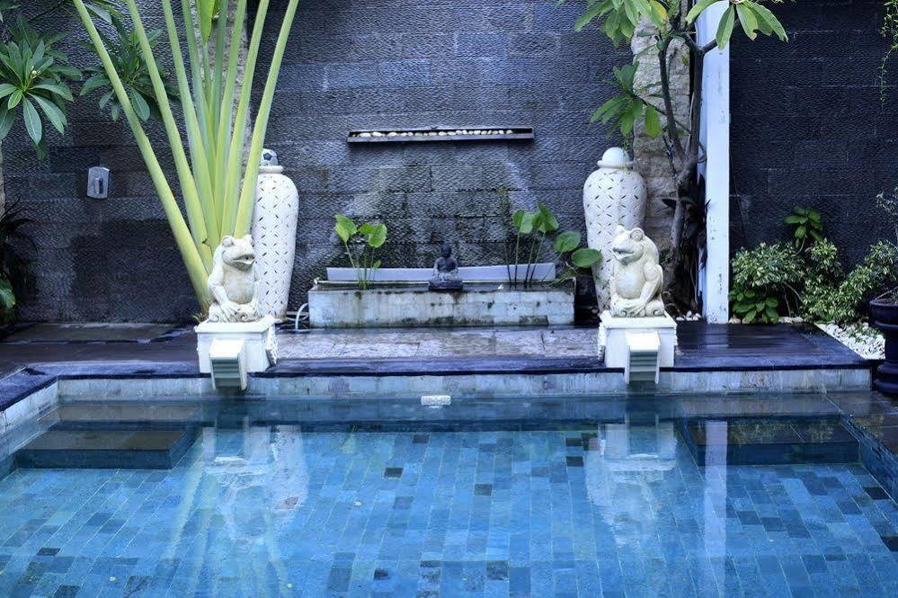 Dedy Beach Inn Kuta  Exterior photo